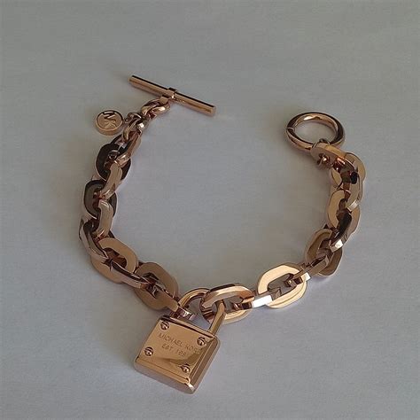 michael kors armband mkj3313791|Michael Kors MK Rose Gold Motif Padlock toggle Bracelet NWT .